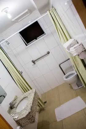 Quintuple Room