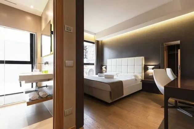 Superior Tek Büyük veya İki Ayrı Yataklı Oda