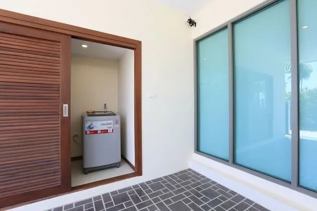 4 Bedrooms with Private Pool Villa
