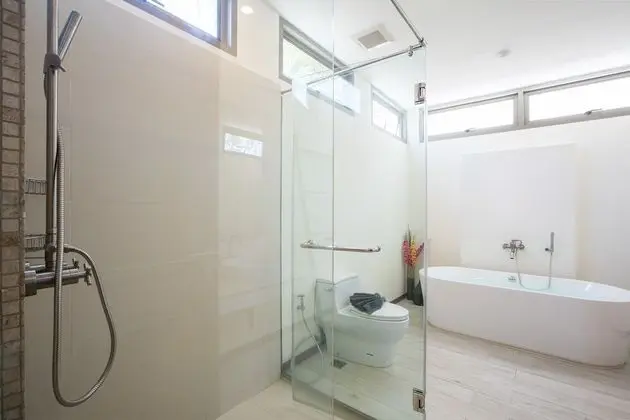 4 Bedrooms with Private Pool Villa
