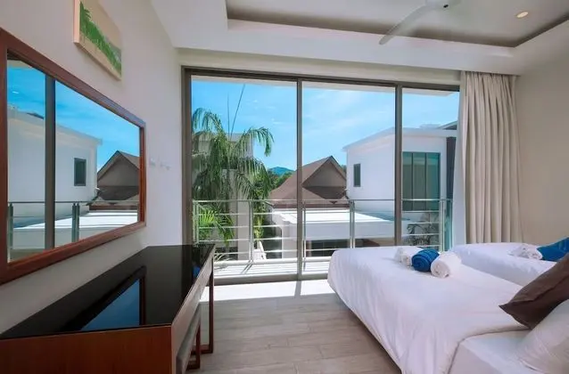4 Bedrooms with Private Pool Villa