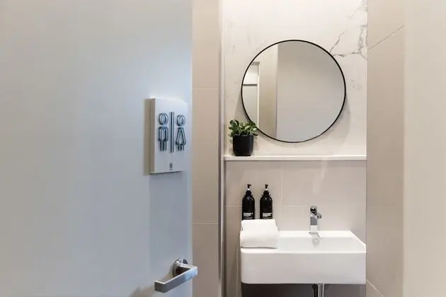 Single Room (Shared Bathroom)