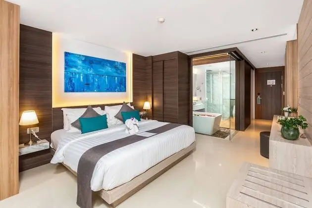 Premier Deluxe Room