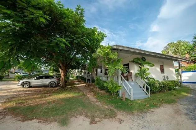 Deluxe Bungalow