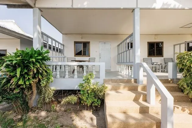 Deluxe Bungalow