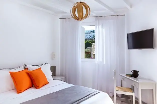 Stüdyo, Bahçe Manzaralı