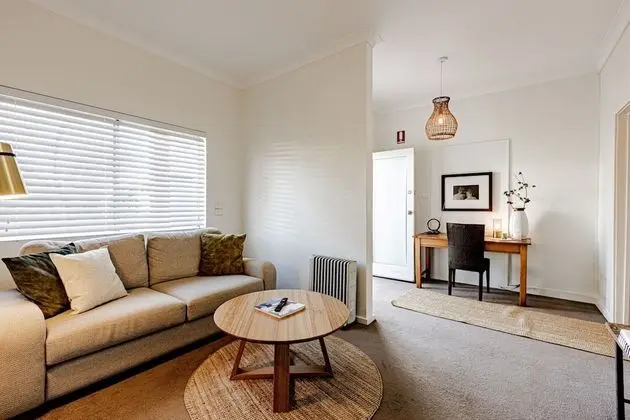 Apart Daire (Studio (Non-Waterfront)
