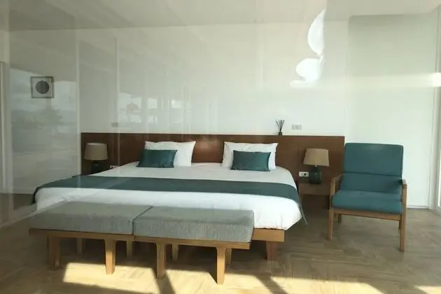 5-Bedroom Villa with Private Pool and Sea View