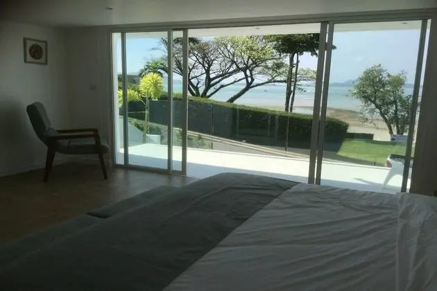 5-Bedroom Villa with Private Pool and Sea View