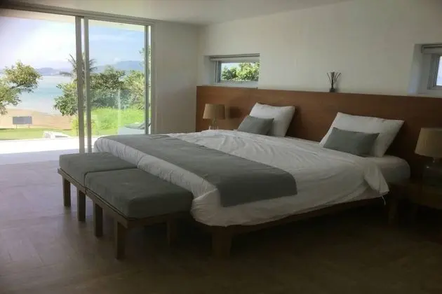 5-Bedroom Villa with Private Pool and Sea View