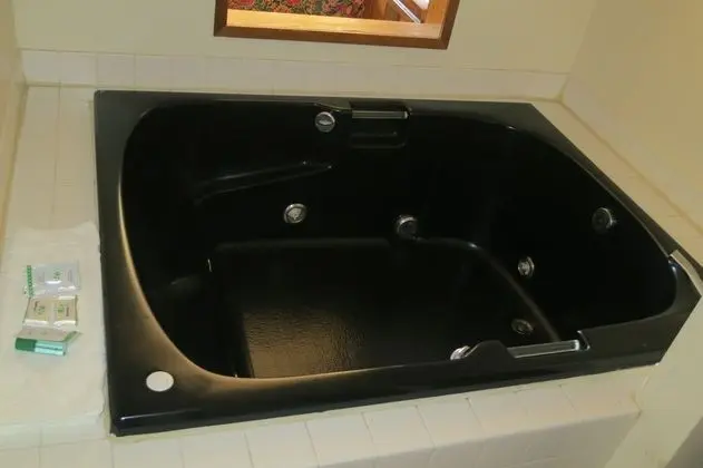 Süit, 1 En Büyük (King) Boy Yatak, Sıcak Su Küveti (Jacuzzi Suite)