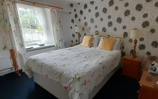 Tek Büyük Yataklı Oda (Room 1, 3 or 5)