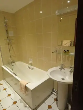 Tek Büyük Yataklı Oda, Balkon, Deniz Manzaralı