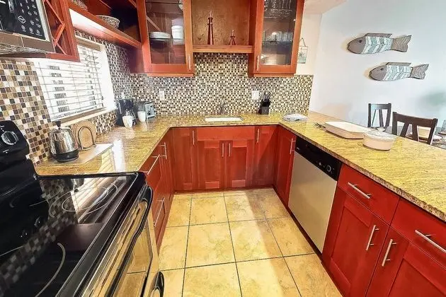 Daire (Bay Oaks, 3rd Floor)