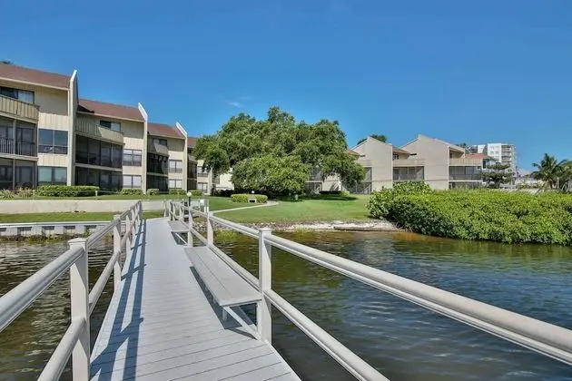 Daire (Bay Oaks, 3rd Floor)