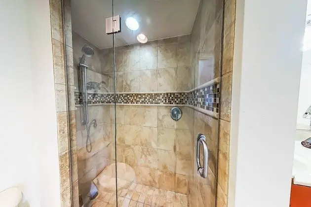 Daire (Bay Oaks, 3rd Floor)