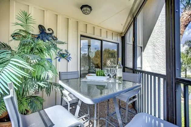 Daire (Bay Oaks C 2nd Floor)