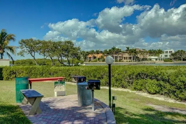 Daire (Bay Oaks C 2nd Floor)
