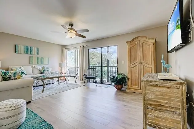 Daire (Bay Oaks C 2nd Floor)
