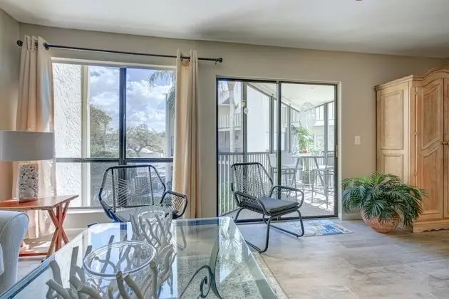 Daire (Bay Oaks C 2nd Floor)