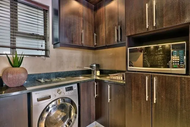 Basic Tek Büyük Yataklı Oda