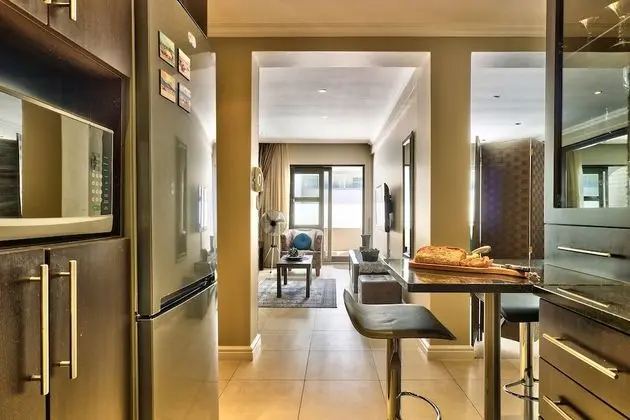 Basic Tek Büyük Yataklı Oda