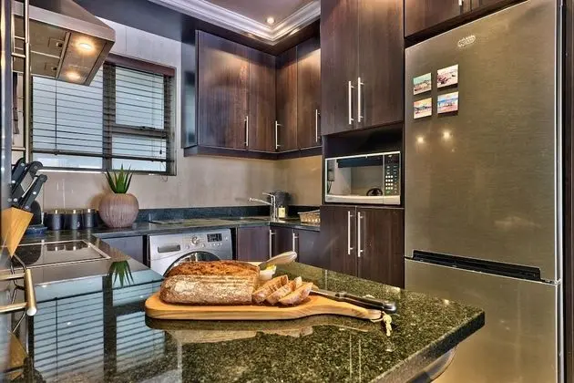 Basic Tek Büyük Yataklı Oda