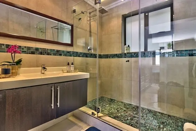 Basic Tek Büyük Yataklı Oda