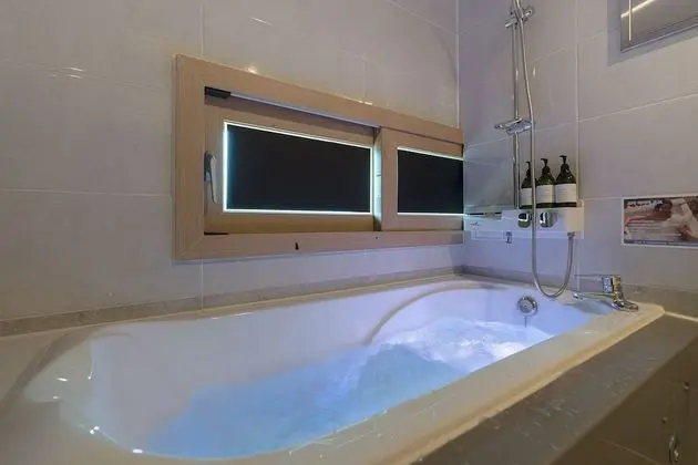 Pool Villa Reed