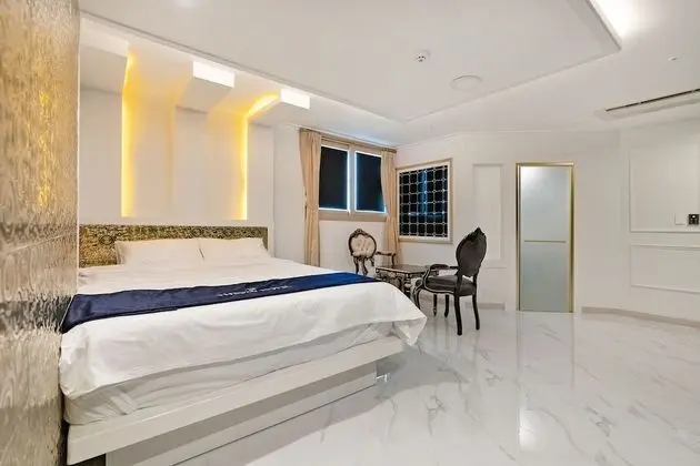 Standard Tek Büyük Yataklı Oda (Hotel)