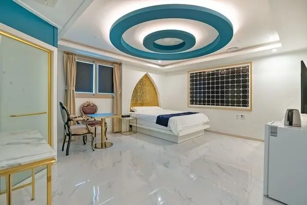 Standard Tek Büyük Yataklı Oda (Hotel)
