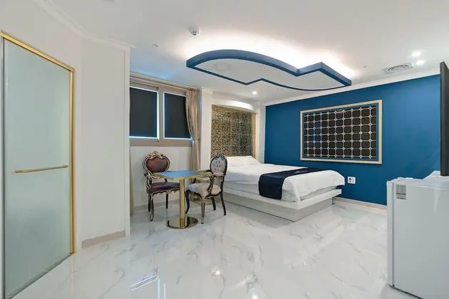 Standard Tek Büyük Yataklı Oda (Hotel)