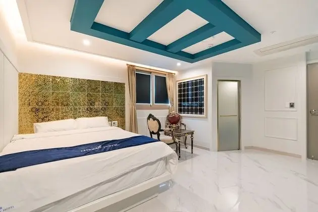 Standard Tek Büyük Yataklı Oda (Hotel)