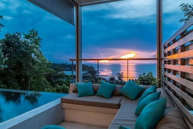 Bay Villa 3 Bedroom Flex