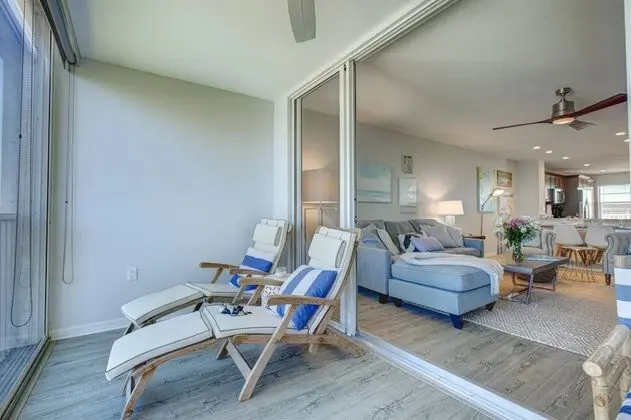 Daire (Bay Tree Beach Side)