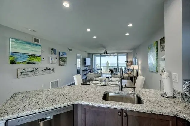 Daire (Bay Tree Beach Side)