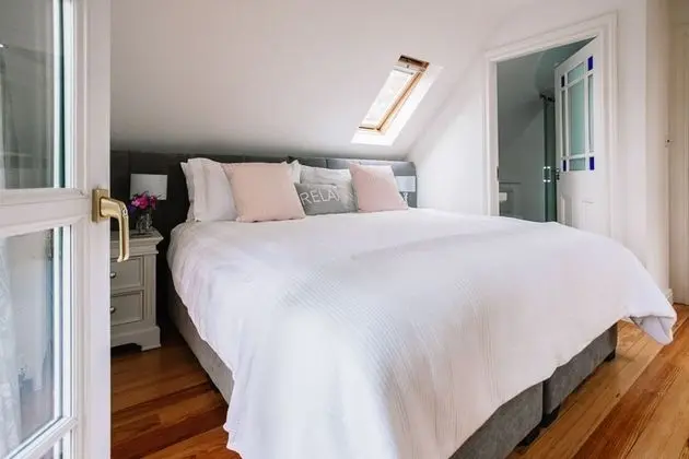 Luxury Kır Evi, Banyolu/Duşlu (Bay Tree Cottage)