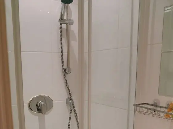 Tek Kişilik Oda, Banyolu/Duşlu