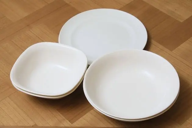 Üç Kişilik Oda, Sigara İçilmez (For 2 People)