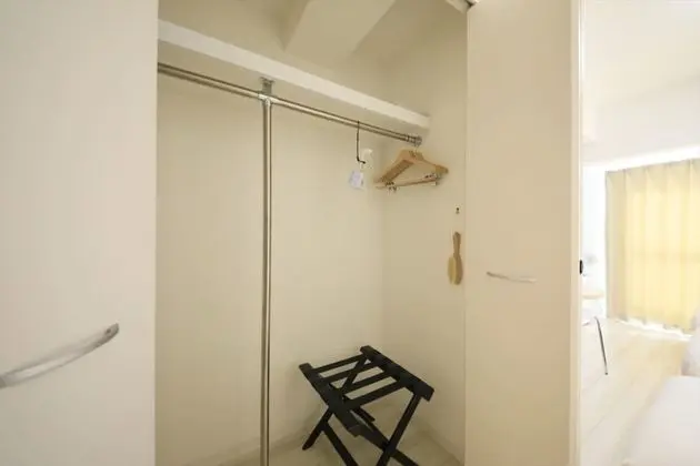 Üç Kişilik Oda, Sigara İçilmez (For 3 People)