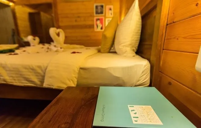 Deluxe Oda, 1 Yatak Odası, Havuz Manzaralı