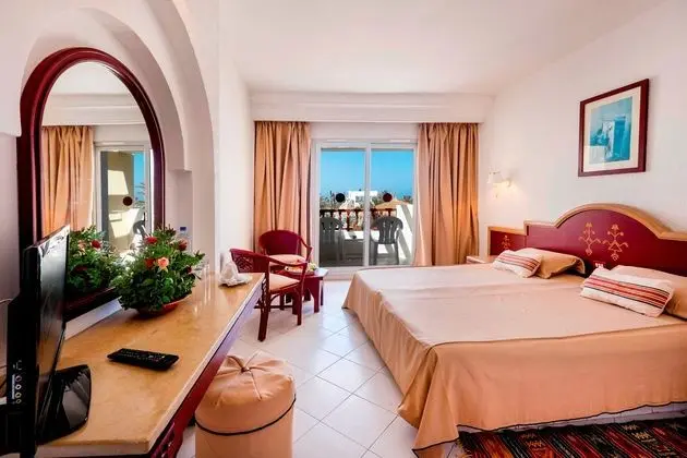1 Çift Kişilik Veya 2 Tek Kişilik Yatak Sea View