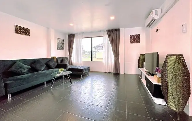 Premium Tek Büyük Yataklı Oda, Havuz Kullanımı