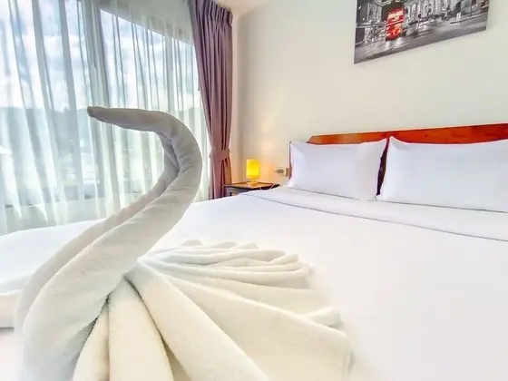 Premium Tek Büyük Yataklı Oda, Havuz Kullanımı