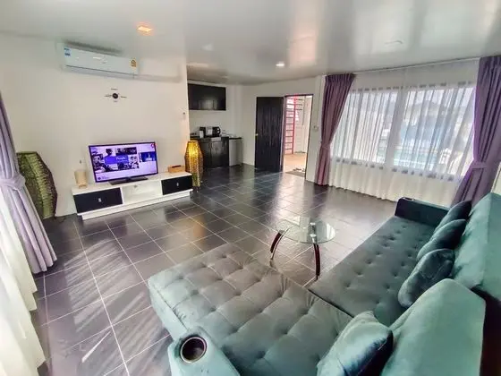 Premium Tek Büyük Yataklı Oda, Havuz Kullanımı