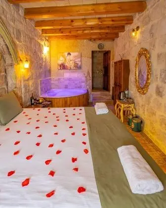 Deluxe Jakuzili Suite, Jakuzili