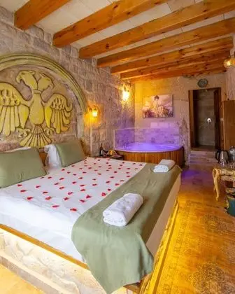 Deluxe Jakuzili Suite, Jakuzili