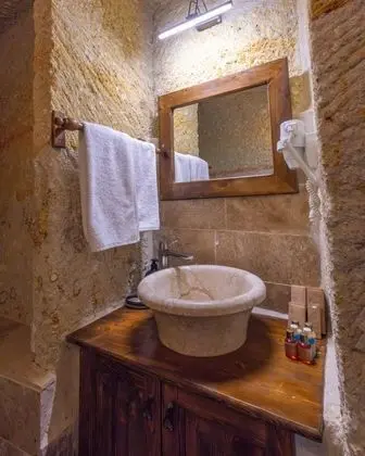 Deluxe Jakuzili Suite, Jakuzili
