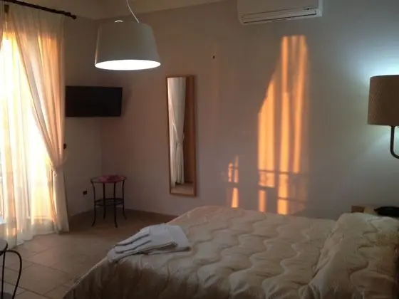 Tek Büyük veya İki Ayrı Yataklı Oda