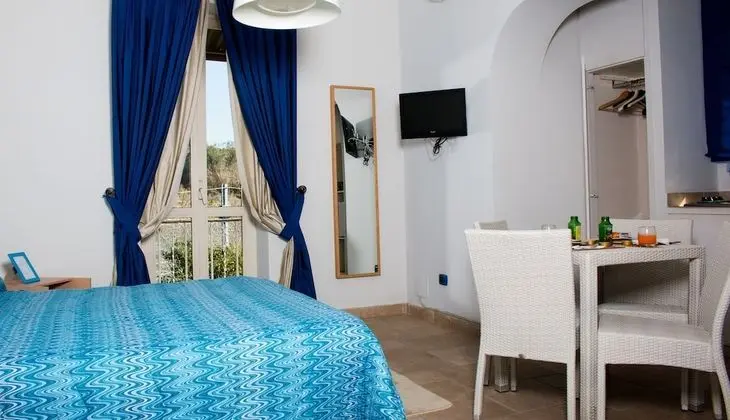 Tek Büyük veya İki Ayrı Yataklı Oda